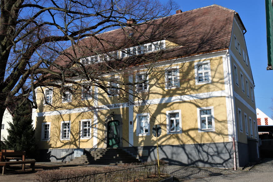 1 Vereinshaus Alte Schule (2)